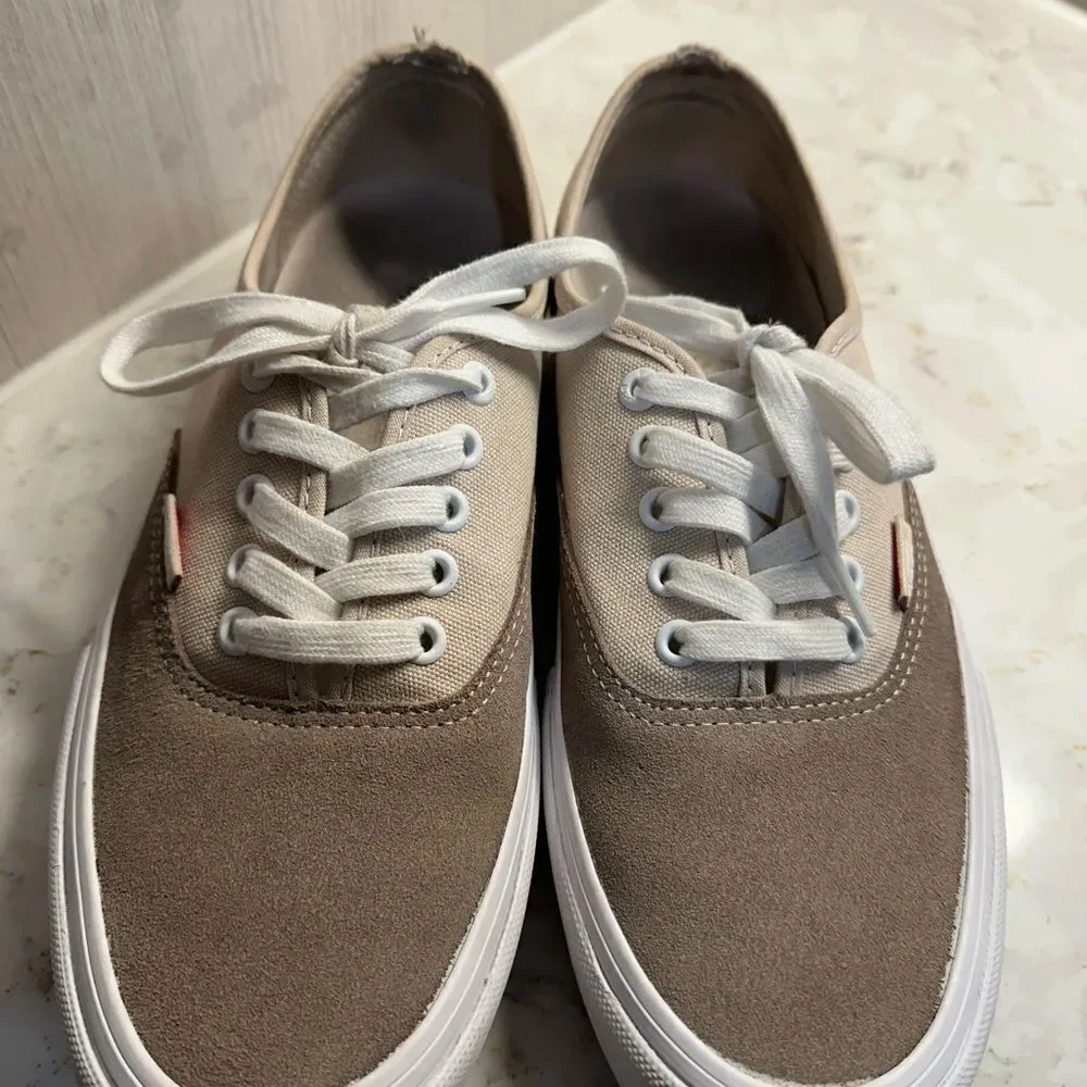Men’s Two Toned Vans